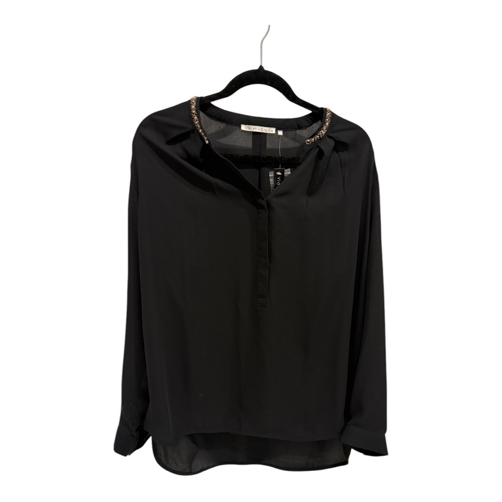 Violet+Claire Black Blouse